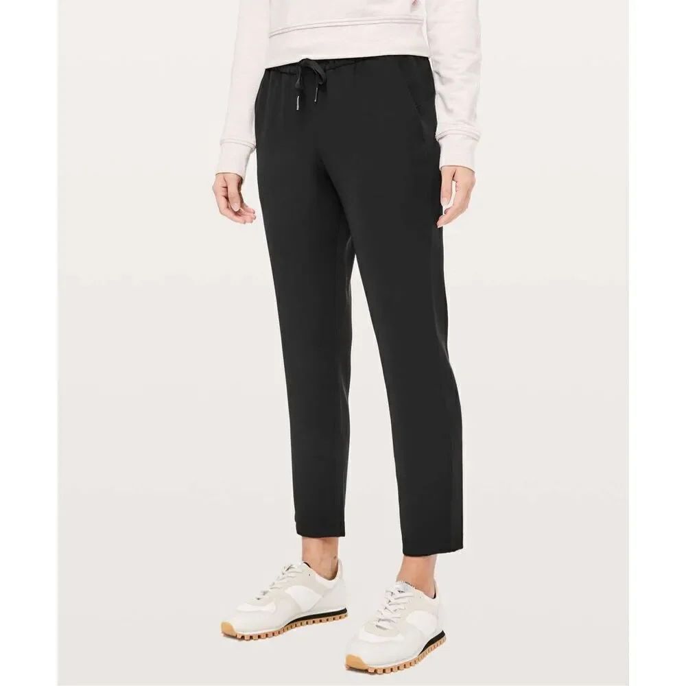 Womens Lululemon On The Fly Pant *Woven